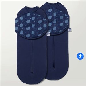 NWOT Nested Bean and Happiest Baby NB Swaddles